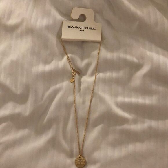 Banana Republic dainty initial drop pendant hammered circle with rhinestone - Picture 1 of 3